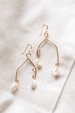 Load image into Gallery viewer, Pearl Mobile Arch Earrings
