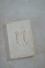 Load image into Gallery viewer, Baroque Pearl Paperclip Earrings
