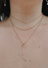 Load image into Gallery viewer, Single Pearl Choker
