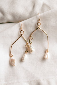Pearl Mobile Arch Earrings