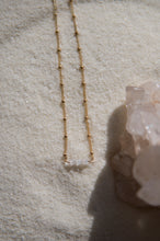 Load image into Gallery viewer, Mineral Choker | Moonstone
